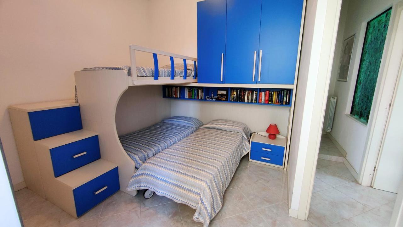 Ferienwohnung Un Balcone In Pineta Fezzano  Exterior foto